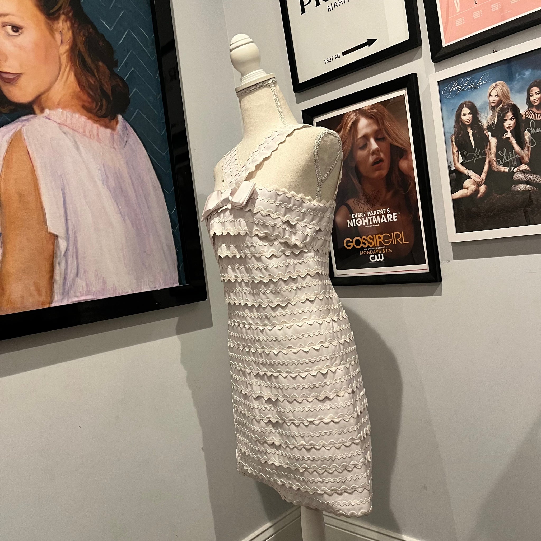 Blair Waldorf's Marc by Marc Jacobs “Joelle” White Mini Dress, Gossip – xoxoposhipgirl