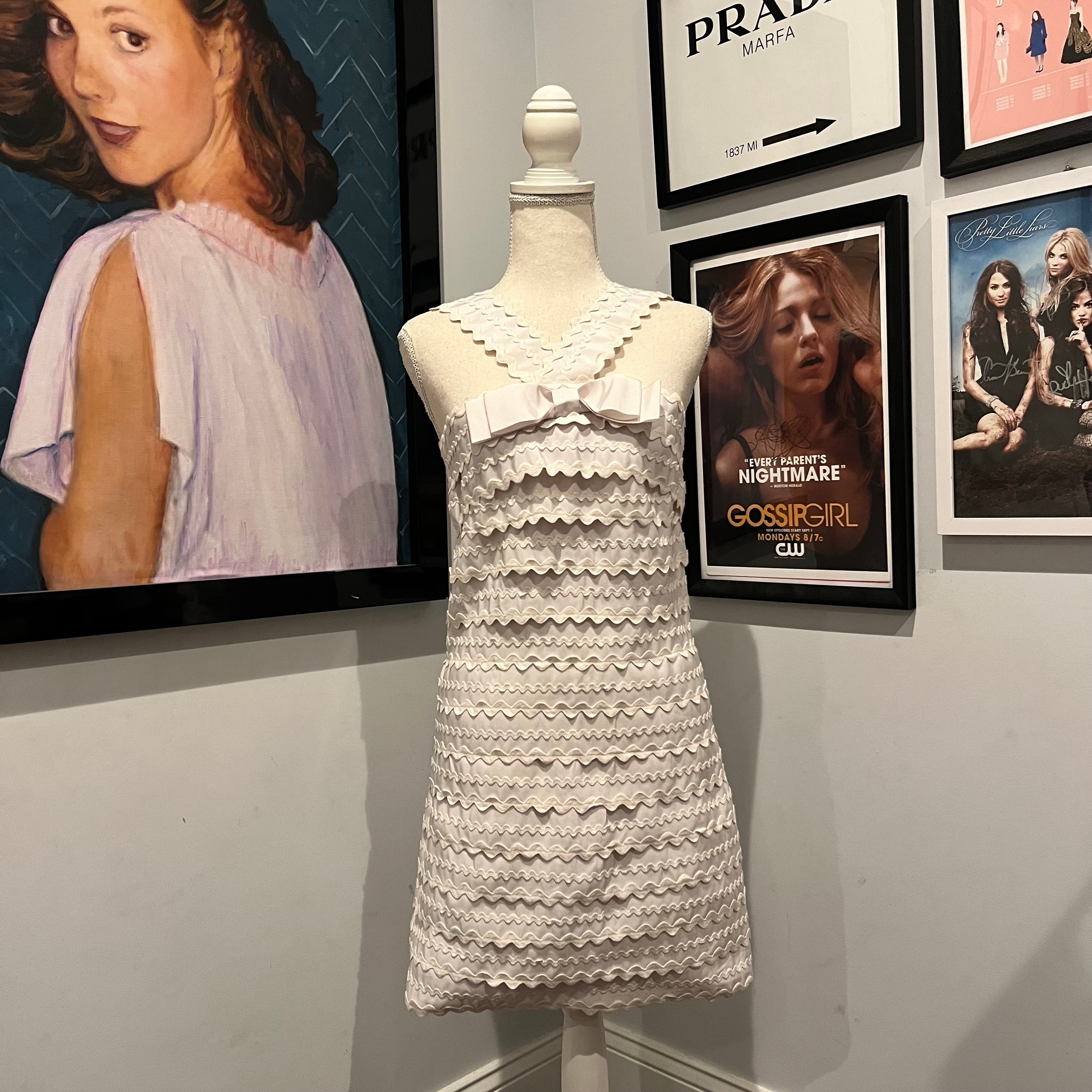 Blair Waldorf's Marc by Marc Jacobs Joelle White Mini Dress, Gossip xoxoposhipgirl Blair Waldorf's Marc by Marc Jacobs Joelle White Mini Dress, Gossip xoxoposhipgirl